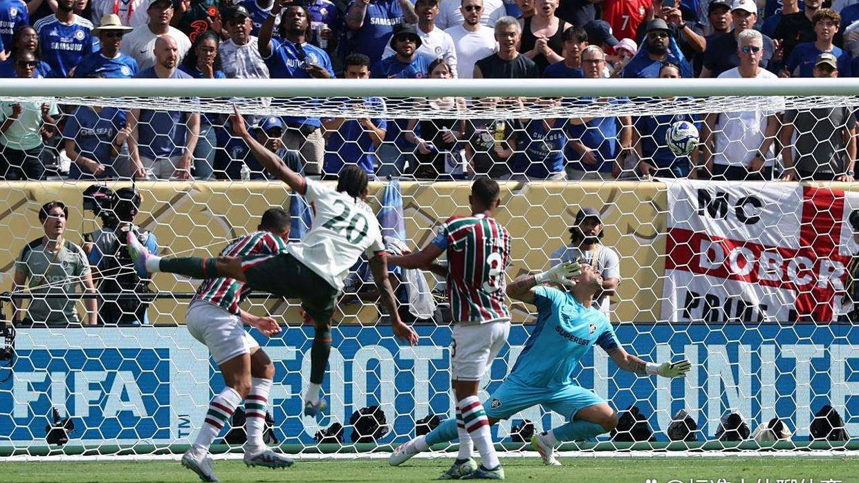 里尔队在激烈比拼中捧得胜利 里尔队在激烈比拼中捧得胜利