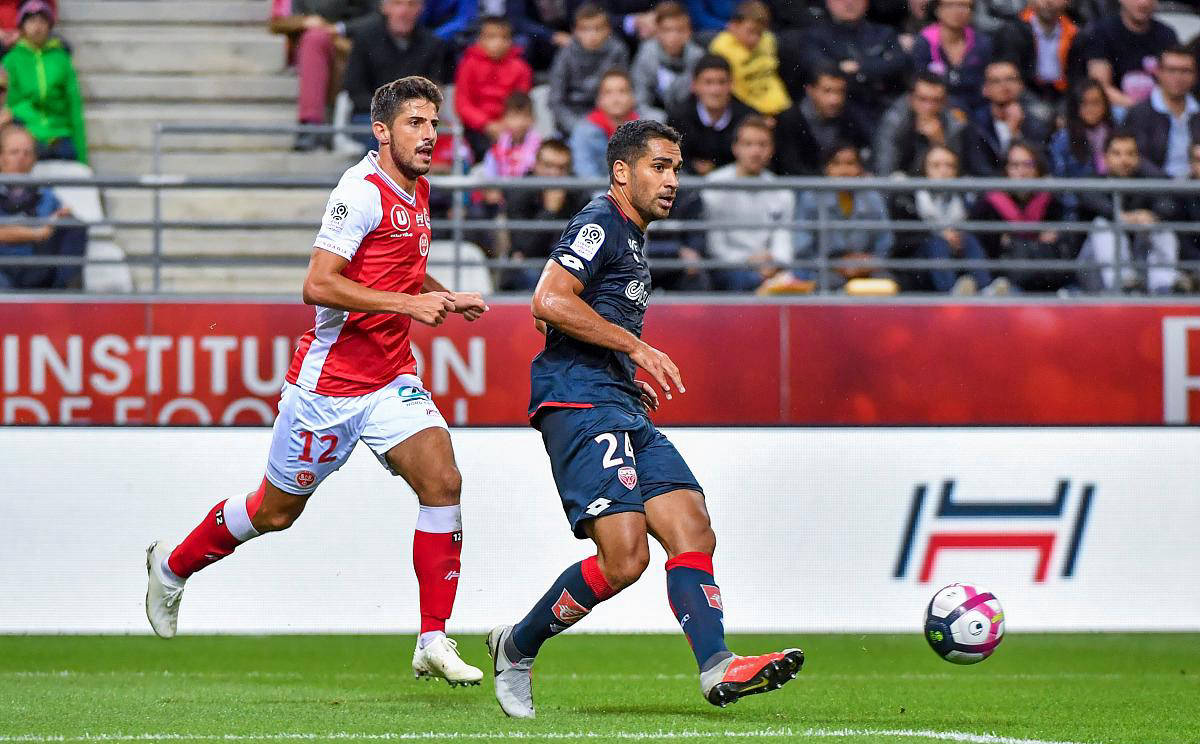 集团力帆主场战胜对手，积分攀升