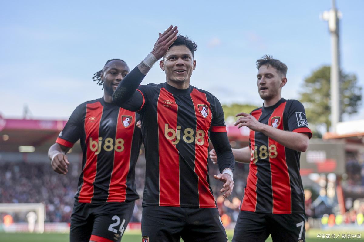 伯恩茅斯遭遇连败,球队状态低迷 伯恩茅斯遭遇连败,球队状态低迷